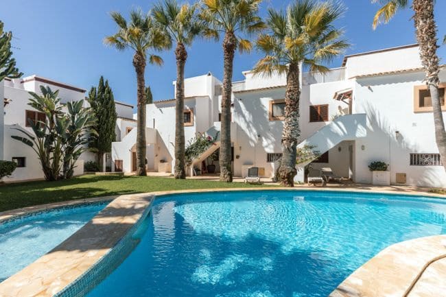 2 bedroom Apartment for sale in Santa Eulalia / Santa Eularia with pool garage - € 859,000 (Ref: 9312144)