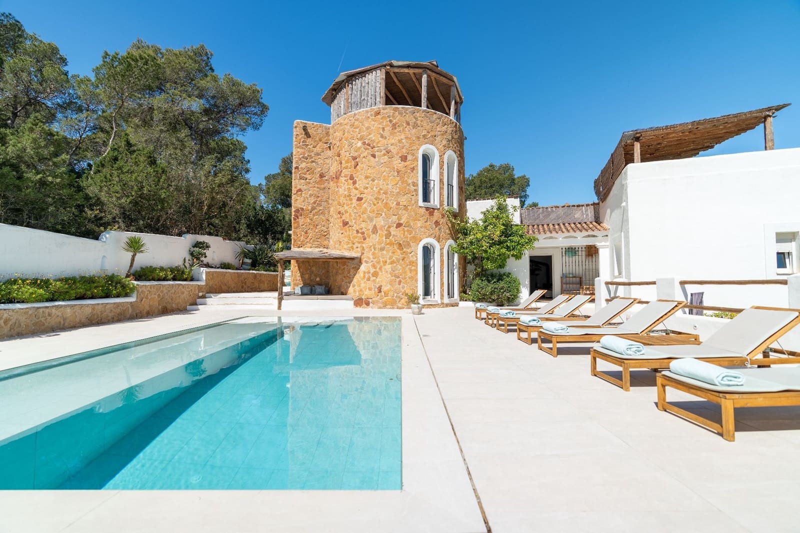 8 bedroom Villa for sale in San Jose / Sant Josep de Sa Talaia with pool garage - € 5,900,000 (Ref: 9312145)