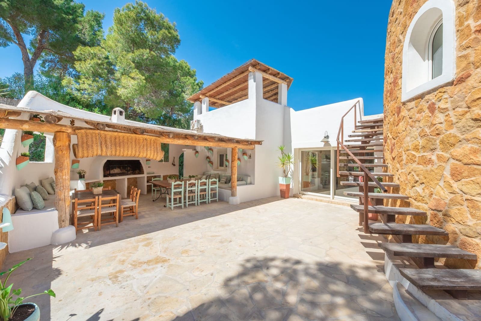 8 bedroom Villa for sale in San Jose / Sant Josep de Sa Talaia with pool garage - € 5,900,000 (Ref: 9312145)