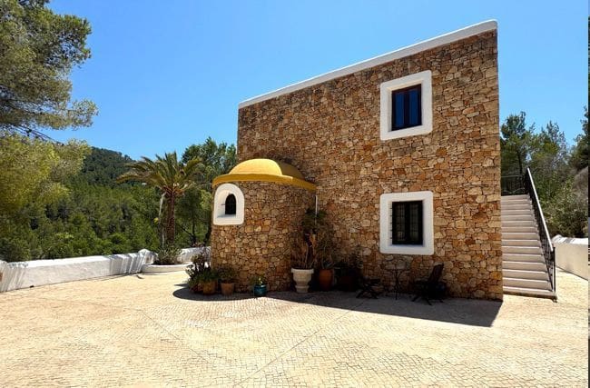 4 soveværelse Villa til salg i Sant Joan de Labritja med swimmingpool garage - € 1.675.000 (Ref: 9312146)