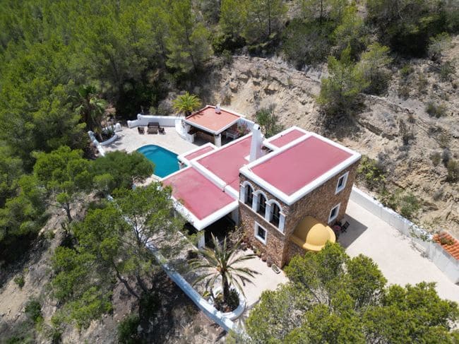 4 soveværelse Villa til salg i Sant Joan de Labritja med swimmingpool garage - € 1.675.000 (Ref: 9312146)