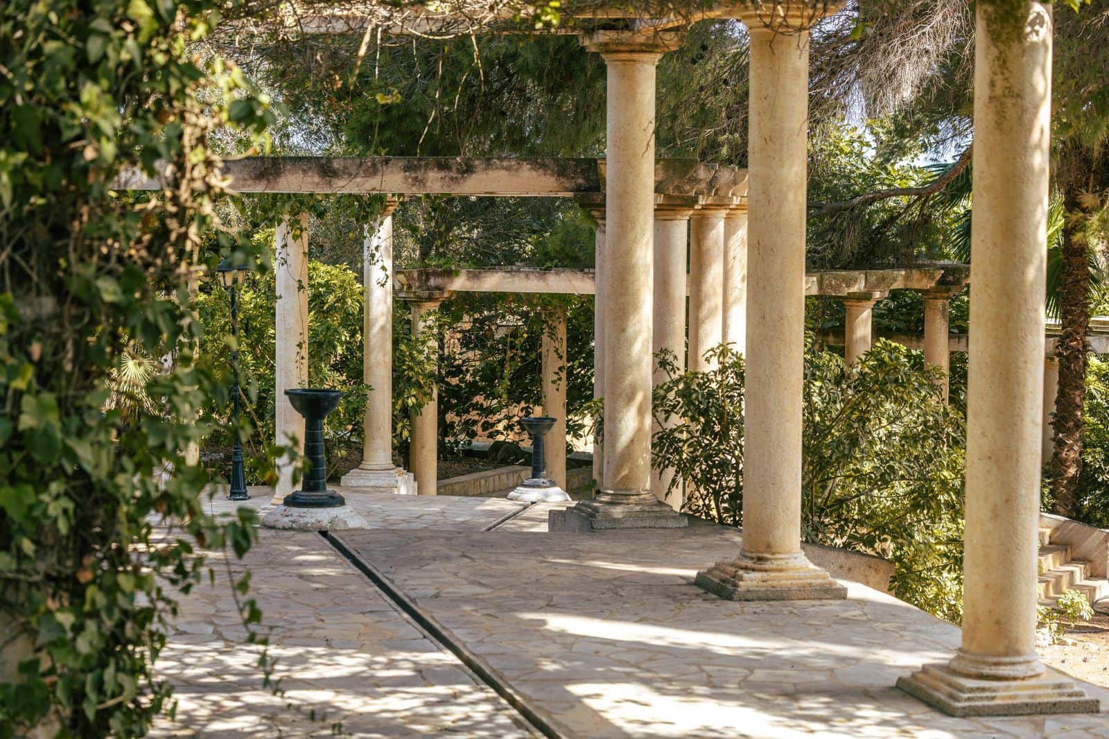 Chalet de 9 habitaciones en Sant Antoni de Portmany en venta con piscina garaje - 35.000.000 € (Ref: 9330149)