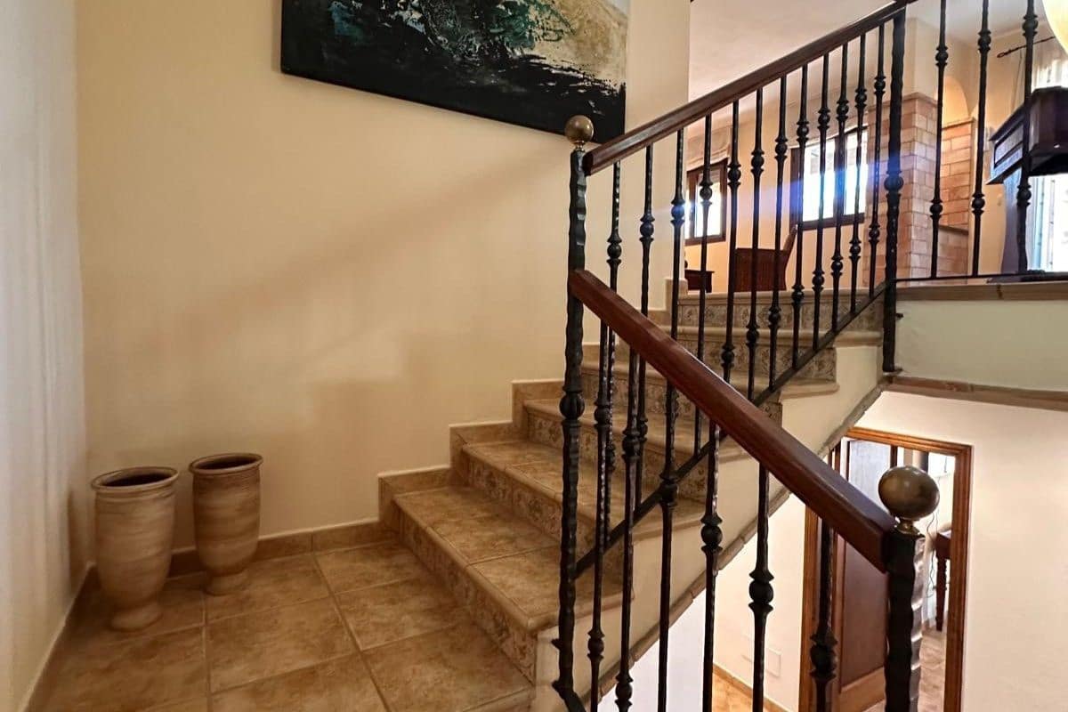 4 Zimmer Villa zu vermieten in Santa Eulalia / Santa Eularia mit Pool Garage - 7.000 € (Ref: 9334386)