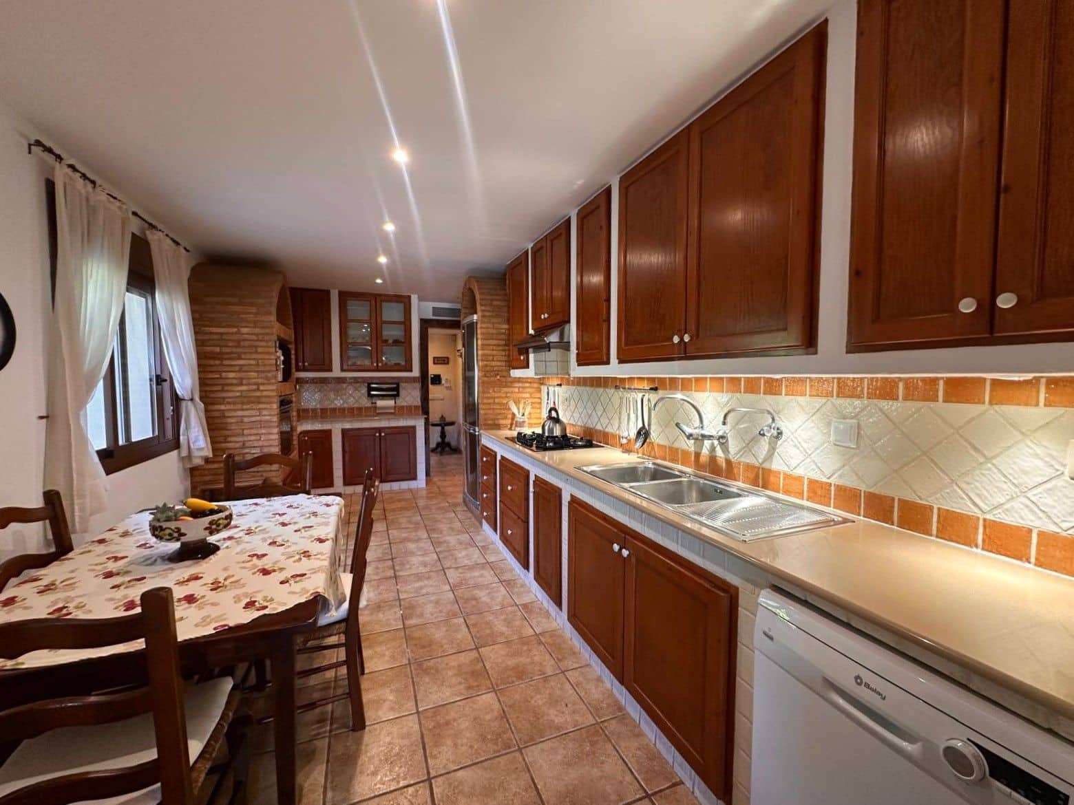 4 Zimmer Villa zu vermieten in Santa Eulalia / Santa Eularia mit Pool Garage - 7.000 € (Ref: 9334386)