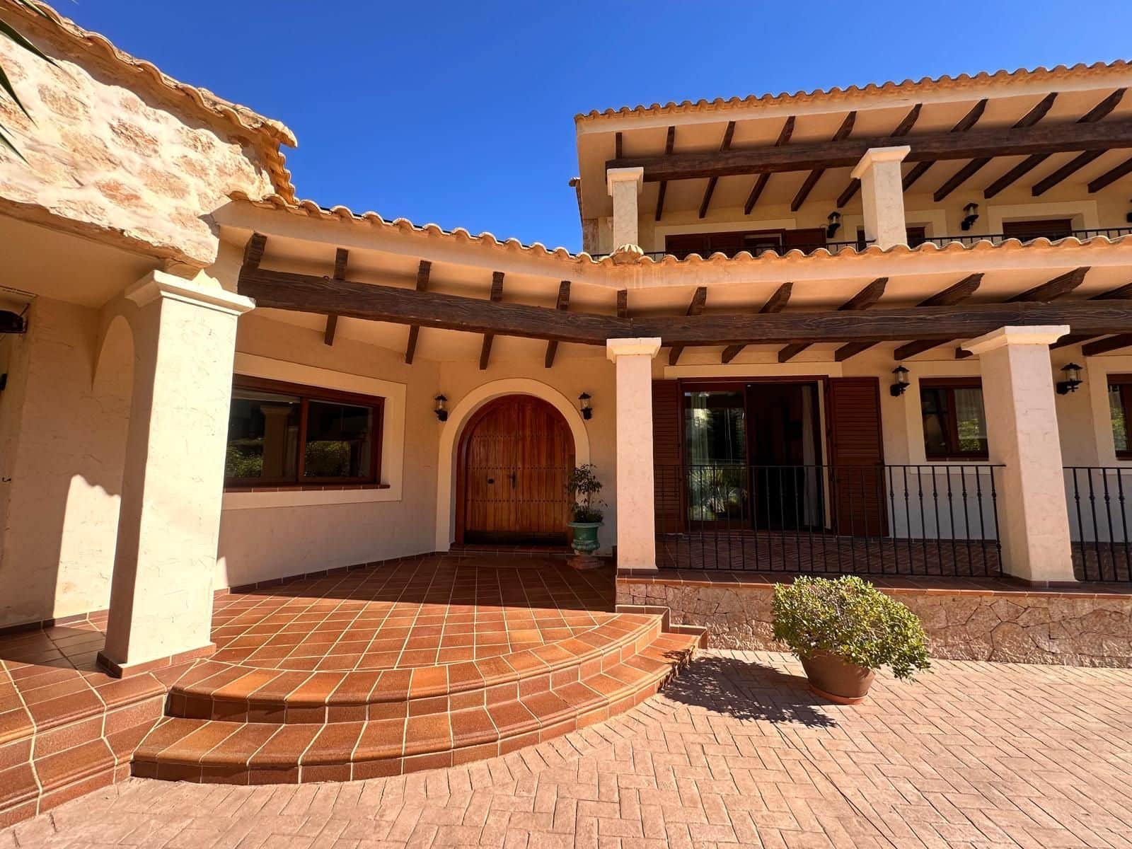 4 Zimmer Villa zu vermieten in Santa Eulalia / Santa Eularia mit Pool Garage - 7.000 € (Ref: 9334386)