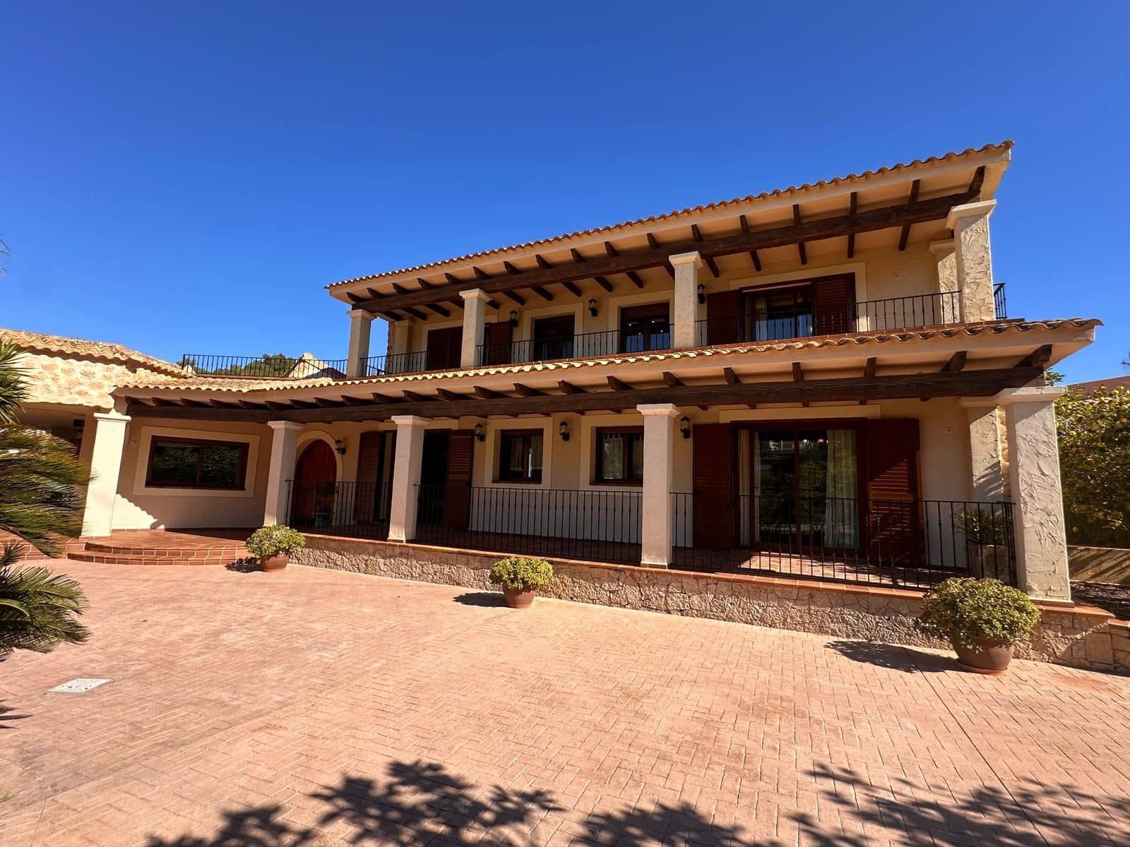 4 Zimmer Villa zu vermieten in Santa Eulalia / Santa Eularia mit Pool Garage - 7.000 € (Ref: 9334386)