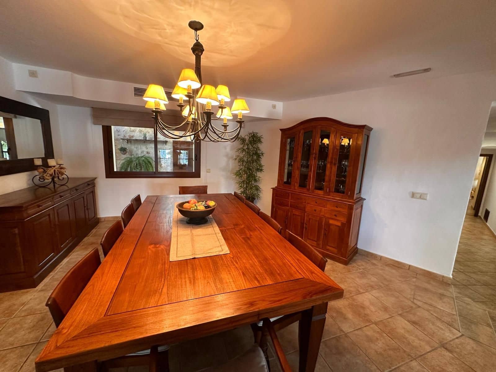 4 Zimmer Villa zu vermieten in Santa Eulalia / Santa Eularia mit Pool Garage - 7.000 € (Ref: 9334386)
