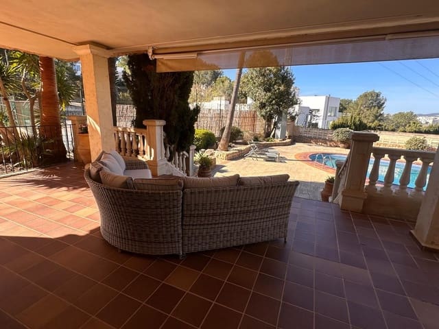 4 sovrum Villa att hyra i Santa Eulalia / Santa Eularia med pool garage - 7 000 € (Ref: 9334386)