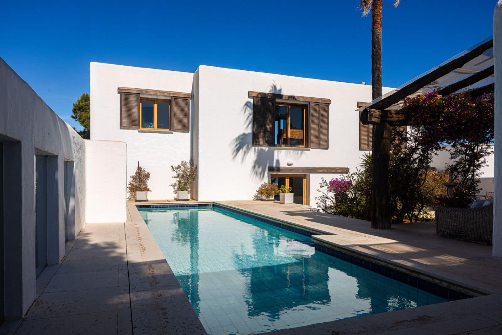 Chalet de 9 habitaciones en Santa Eulalia / Santa Eularia en venta con piscina garaje - 45.000.000 € (Ref: 9353165)