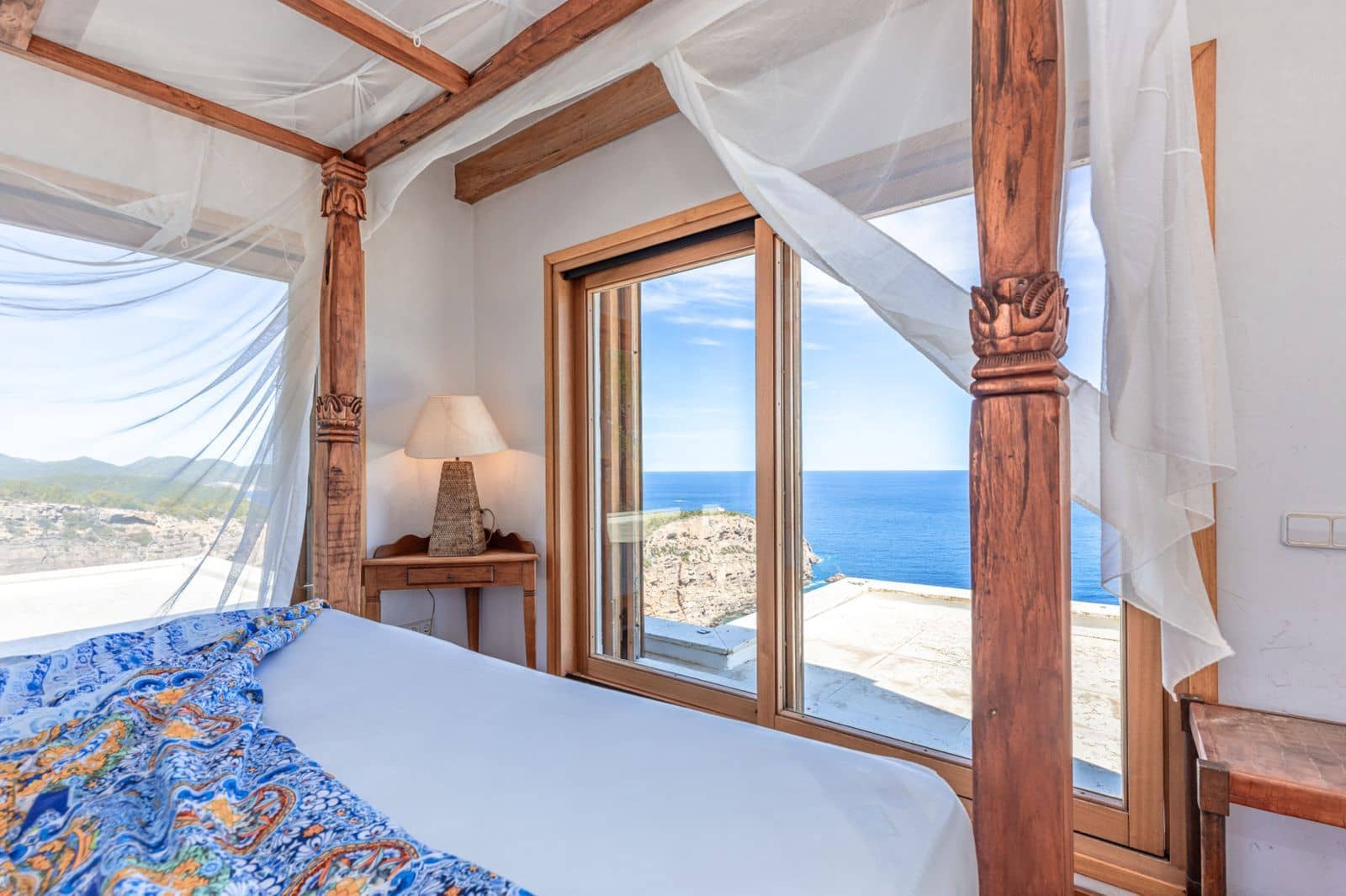 Chalet de 9 habitaciones en Santa Eulalia / Santa Eularia en venta con piscina garaje - 45.000.000 € (Ref: 9353165)