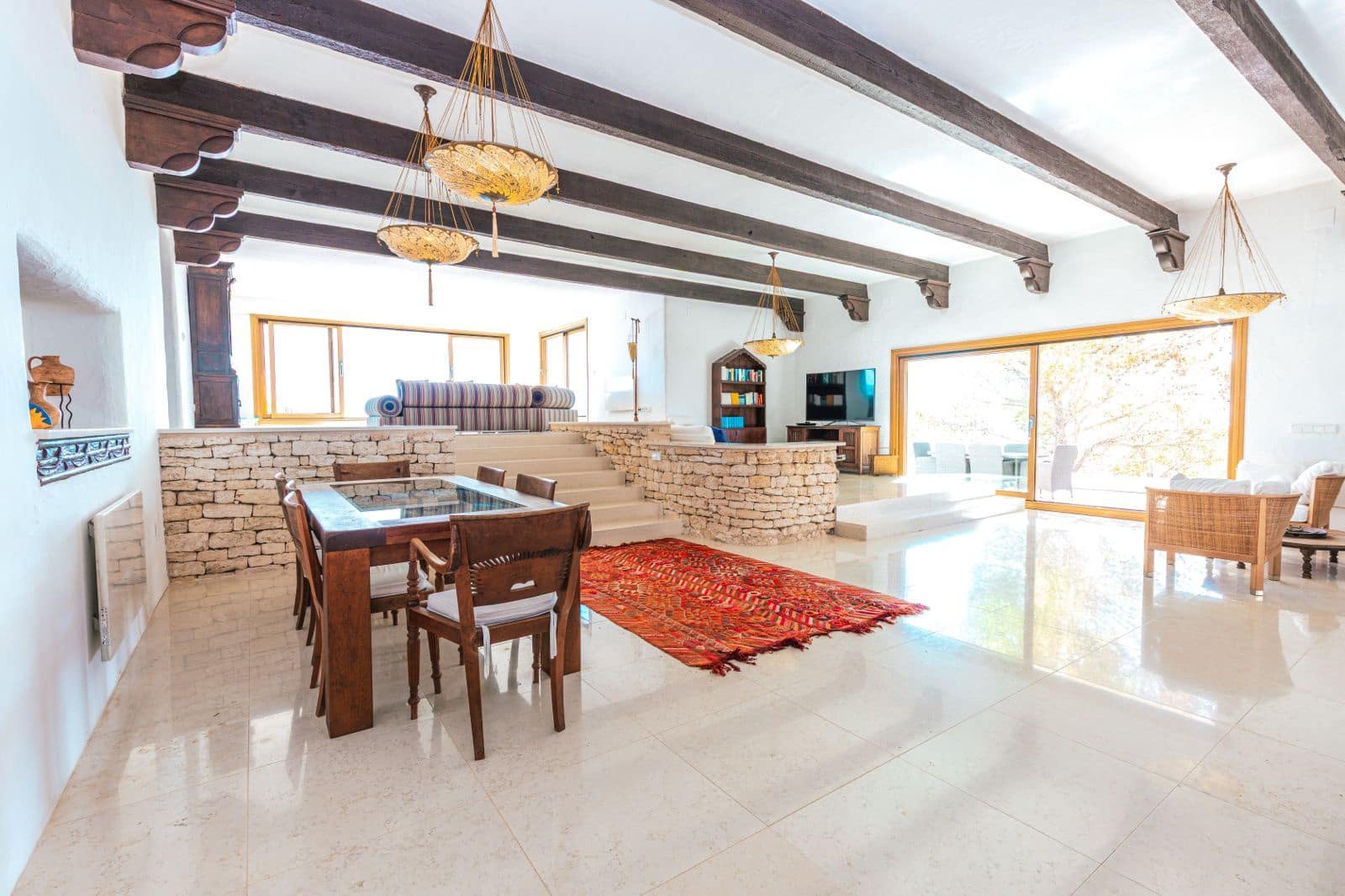 Chalet de 9 habitaciones en Santa Eulalia / Santa Eularia en venta con piscina garaje - 45.000.000 € (Ref: 9353165)