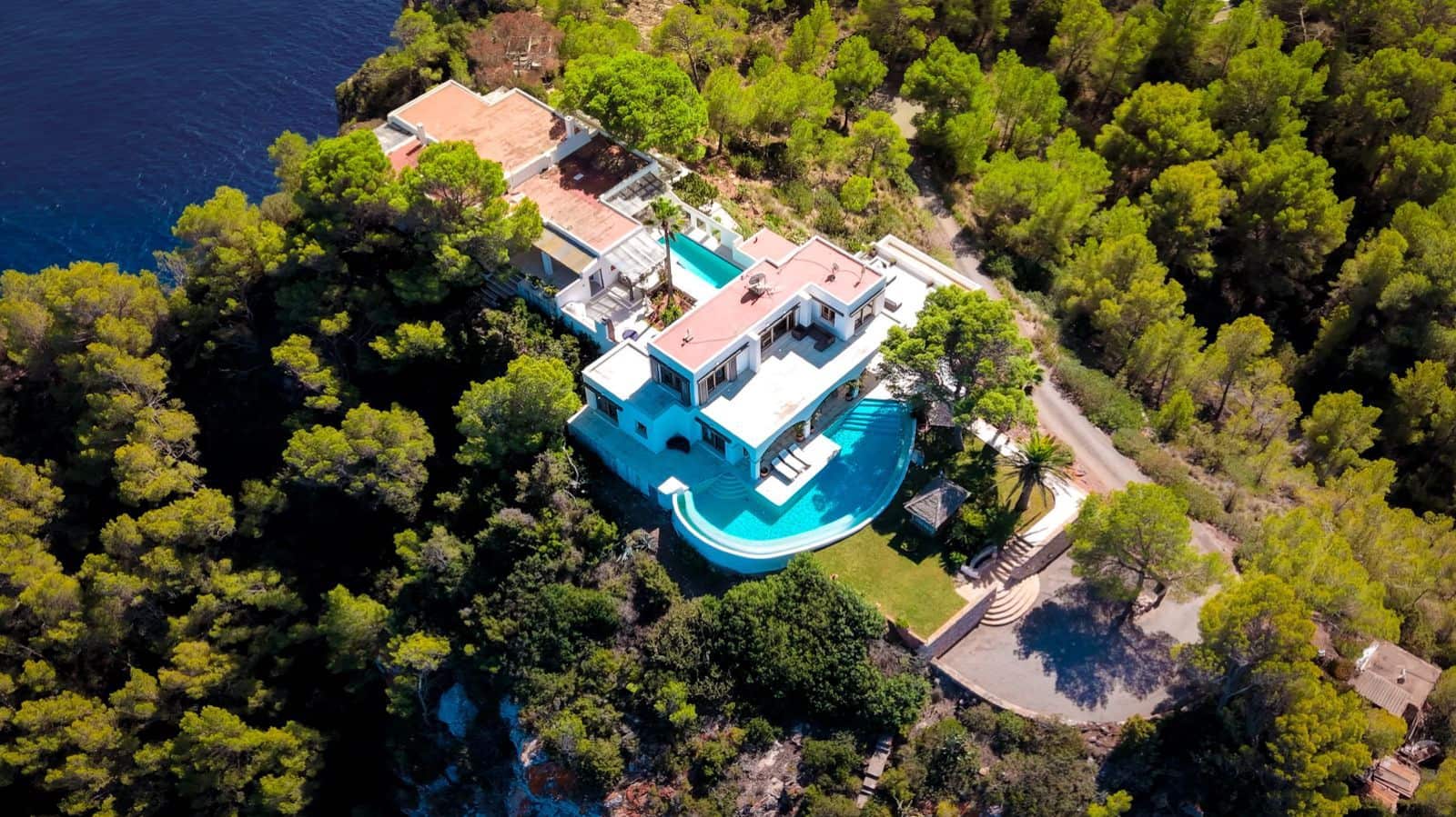 Chalet de 9 habitaciones en Santa Eulalia / Santa Eularia en venta con piscina garaje - 45.000.000 € (Ref: 9353165)