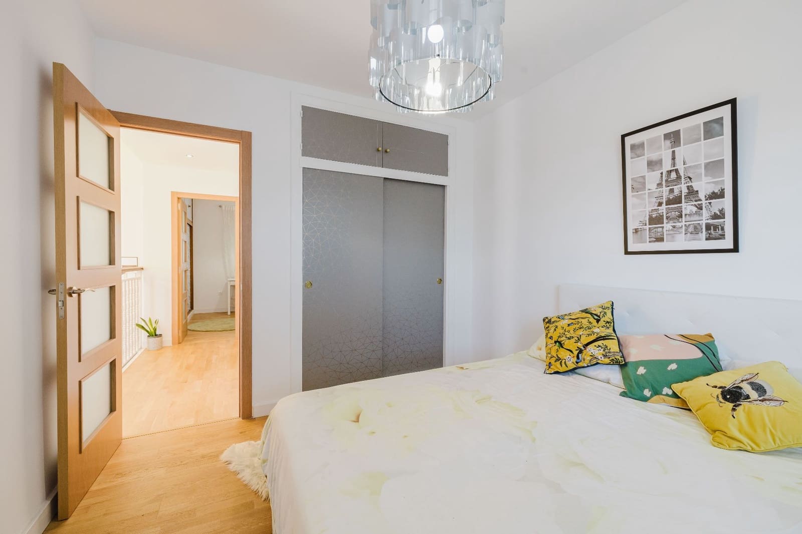 5 soverom Villa til salgs i Malaga by med svømmebasseng garasje - € 1 050 000 (Ref: 9361942)