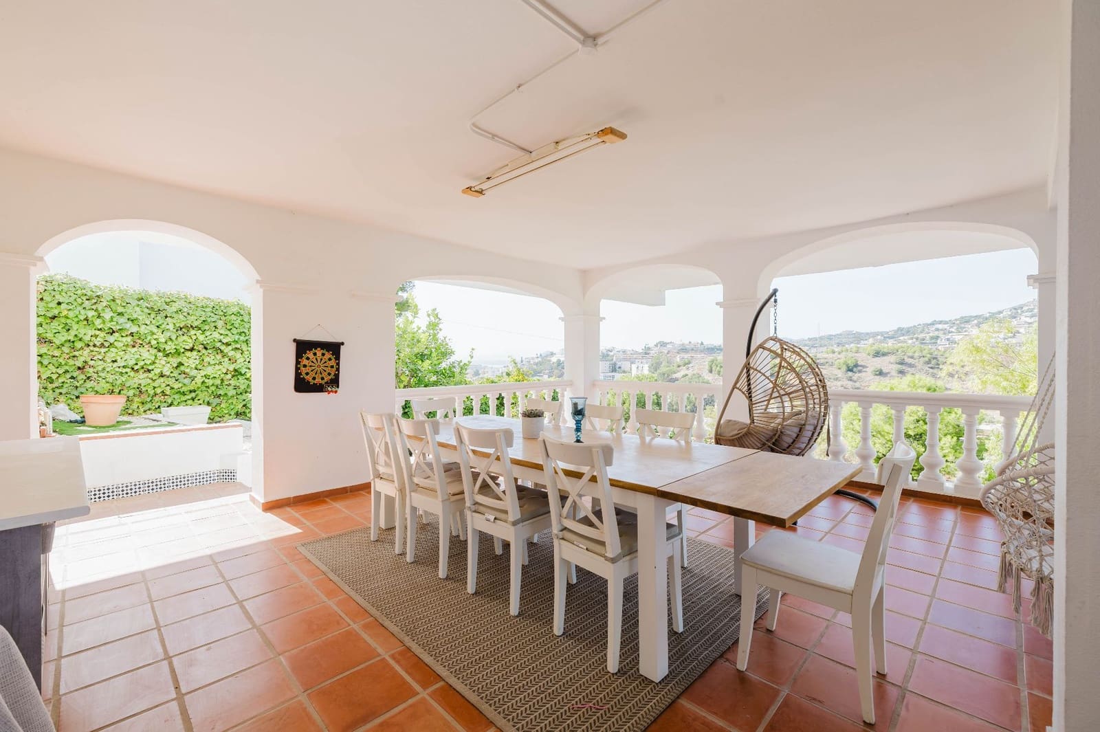 5 soverom Villa til salgs i Malaga by med svømmebasseng garasje - € 1 050 000 (Ref: 9361942)