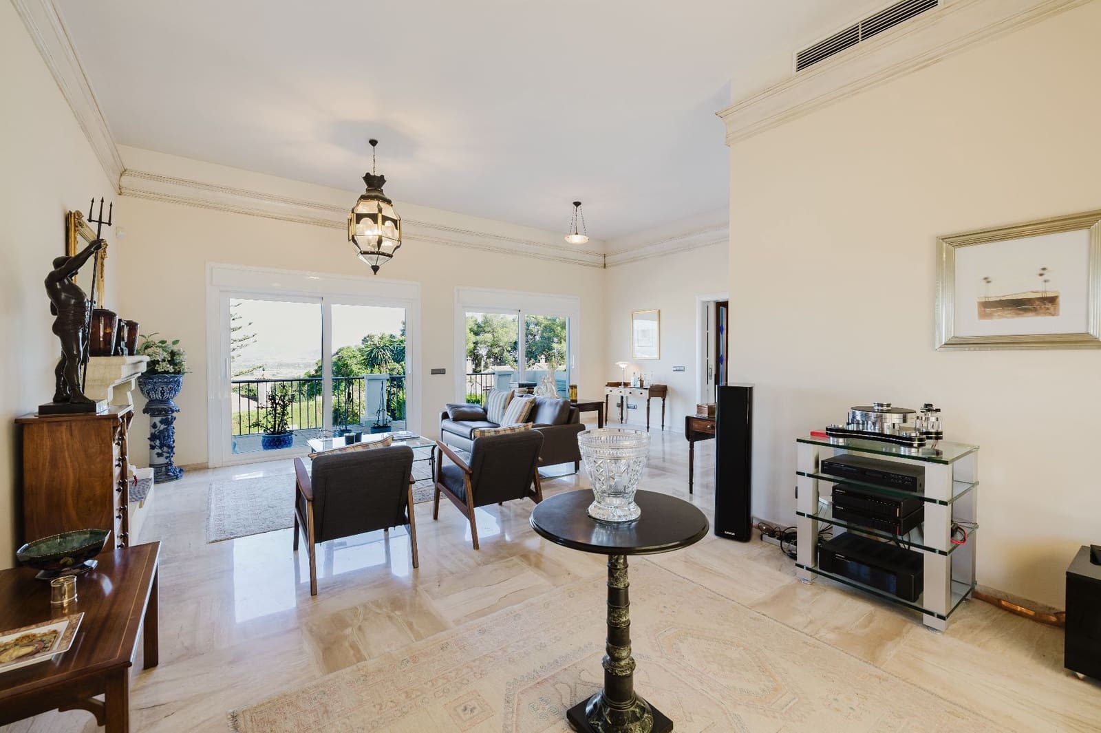 6 camera da letto Villa in vendita in Alhaurin de la Torre con piscina - 1.195.000 € (Rif: 9361943)