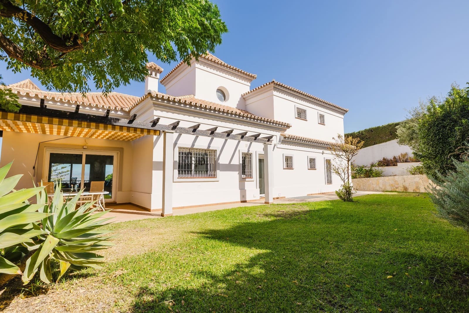 6 camera da letto Villa in vendita in Alhaurin de la Torre con piscina - 1.195.000 € (Rif: 9361943)