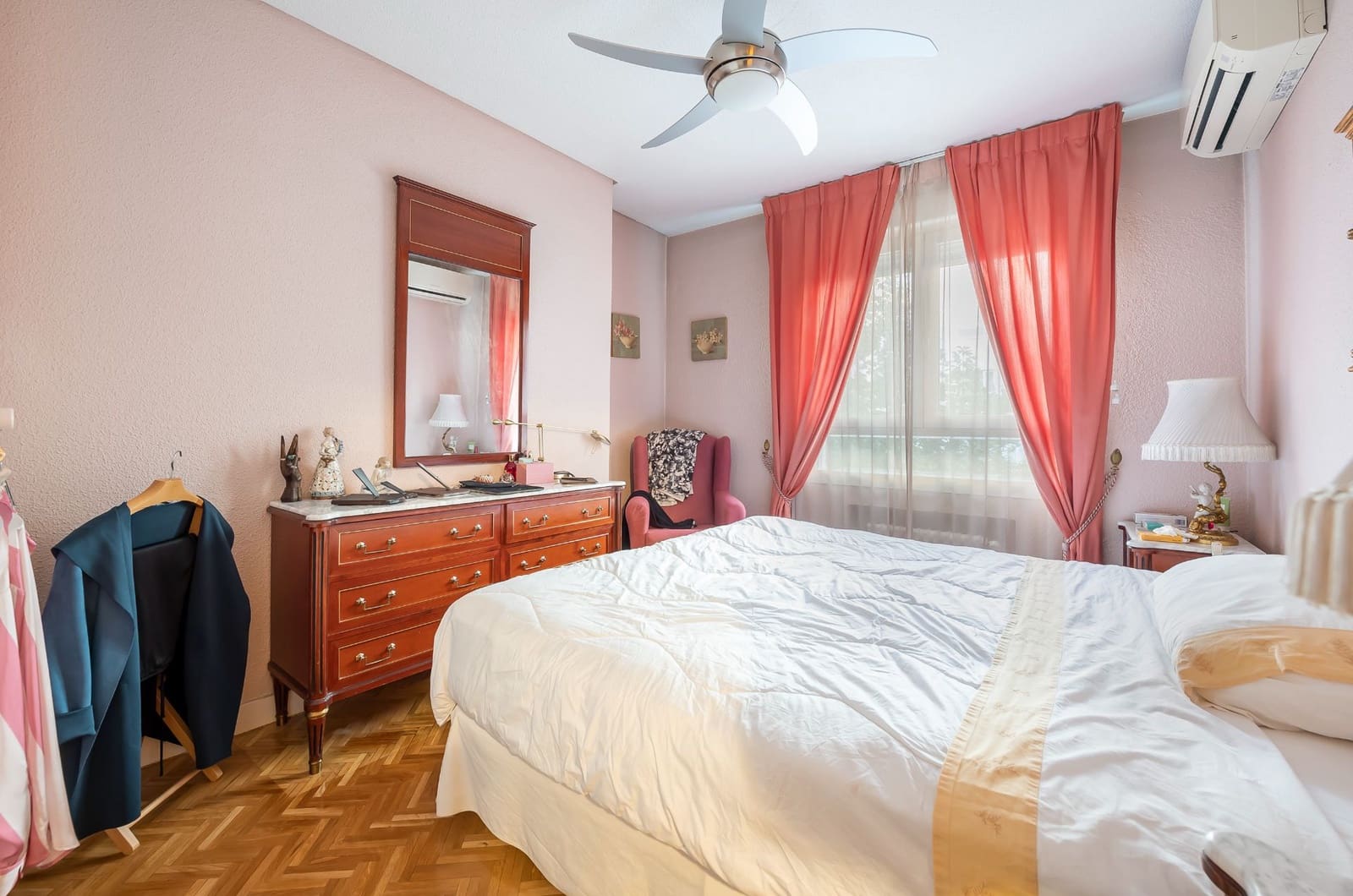 4 slaapkamer Flat te koop in Madrid stad met garage - € 1.375.000 (Ref: 9371733)