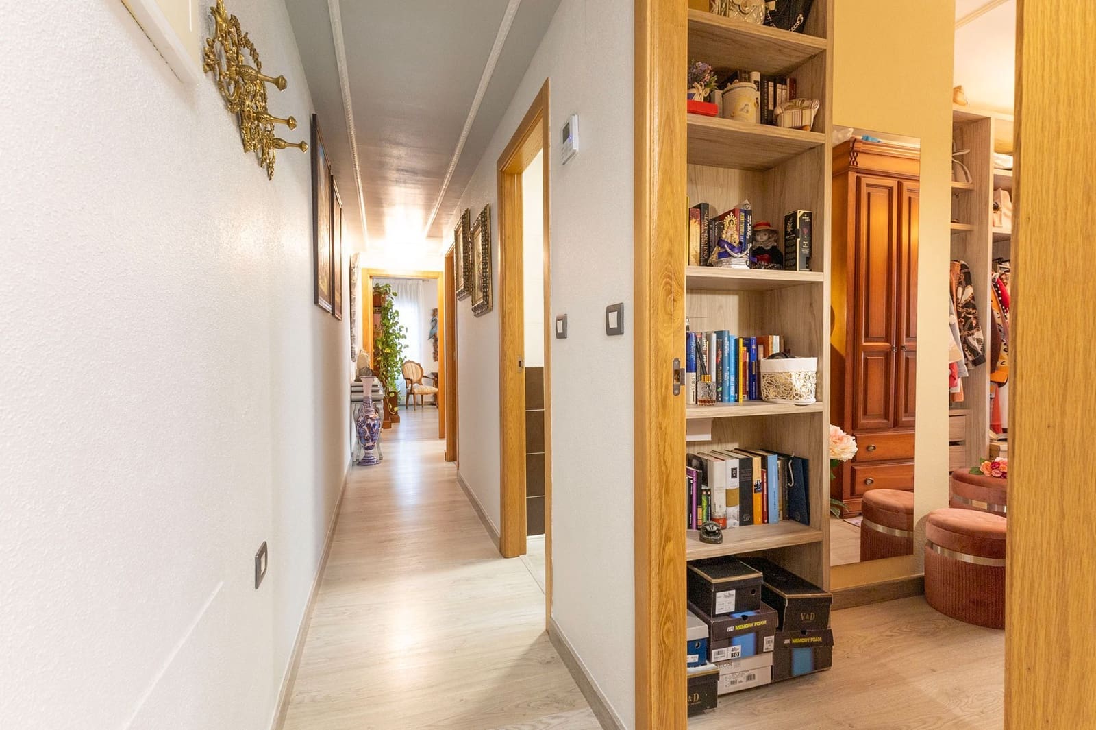 Piso de 3 habitaciones en Torrevieja en venta con garaje - 189.000 € (Ref: 9374963)