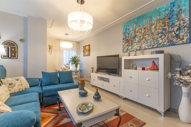 Piso de 3 habitaciones en Torrevieja en venta con garaje - 189.000 € (Ref: 9374963)