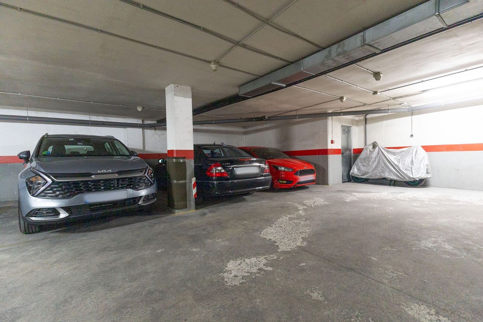 Piso de 3 habitaciones en Torrevieja en venta con garaje - 189.000 € (Ref: 9374963)