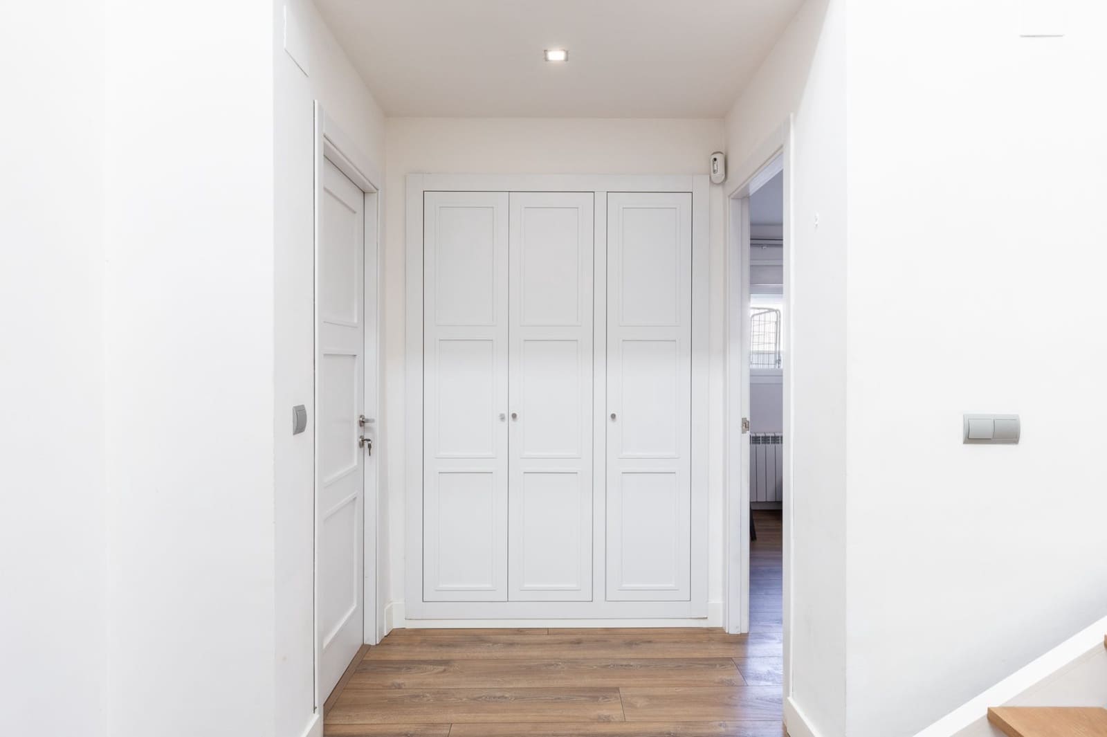 4 quarto Moradia para venda em Chiva com piscina garagem - 850 000 € (Ref: 9382334)