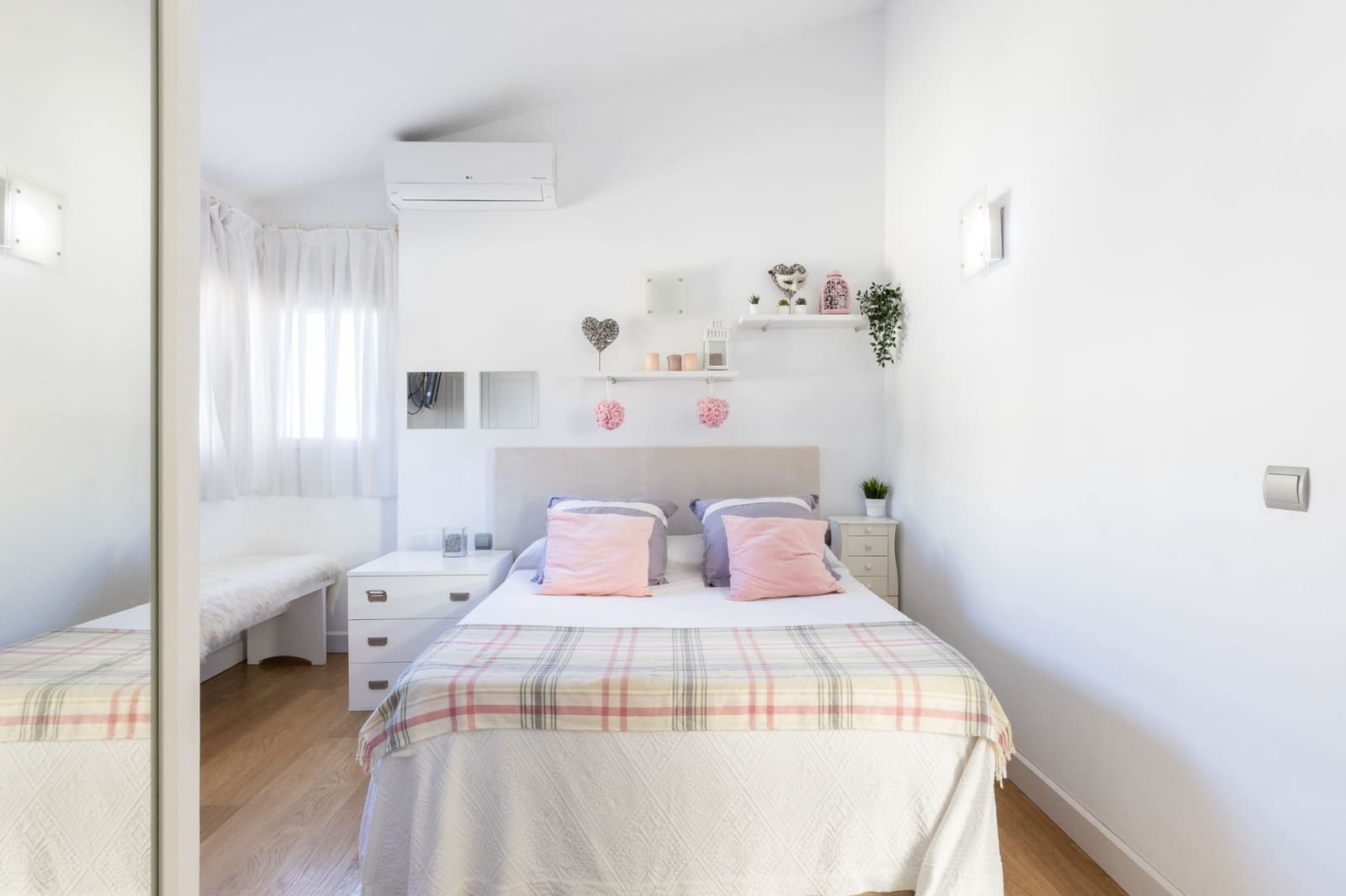 4 quarto Moradia para venda em Chiva com piscina garagem - 850 000 € (Ref: 9382334)