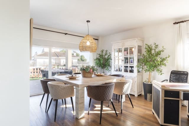 4 quarto Moradia para venda em Chiva com piscina garagem - 850 000 € (Ref: 9382334)