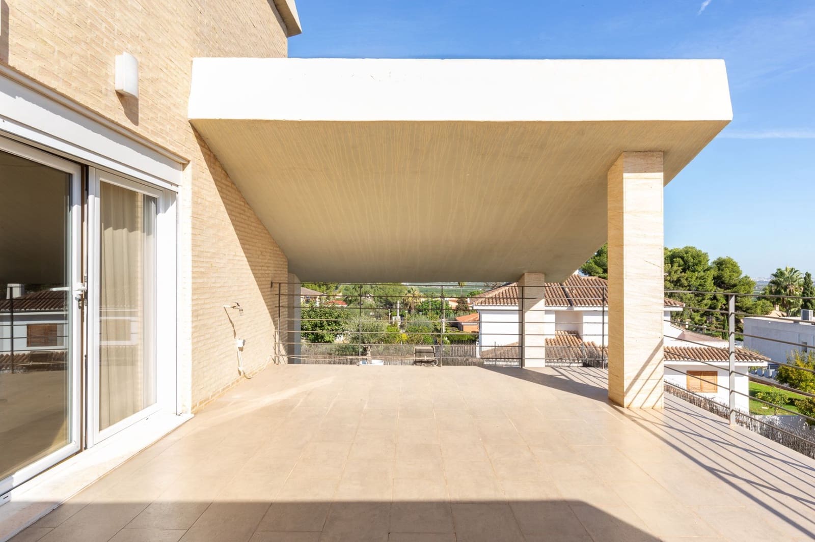 4 quarto Moradia para venda em Chiva com piscina garagem - 850 000 € (Ref: 9382334)