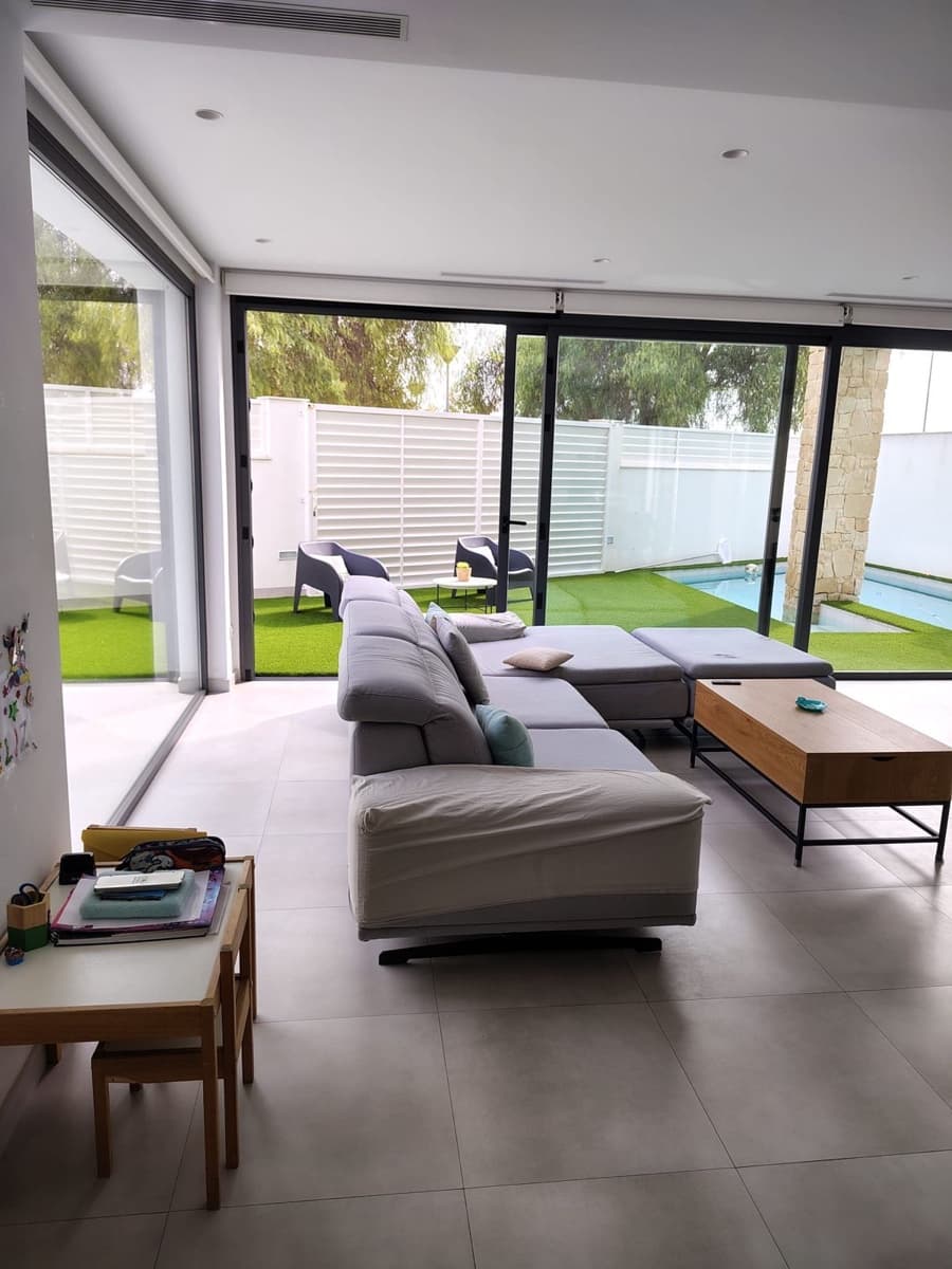 3 camera da letto Villa in vendita in Callosa de Segura con piscina garage - 425.000 € (Rif: 9382335)