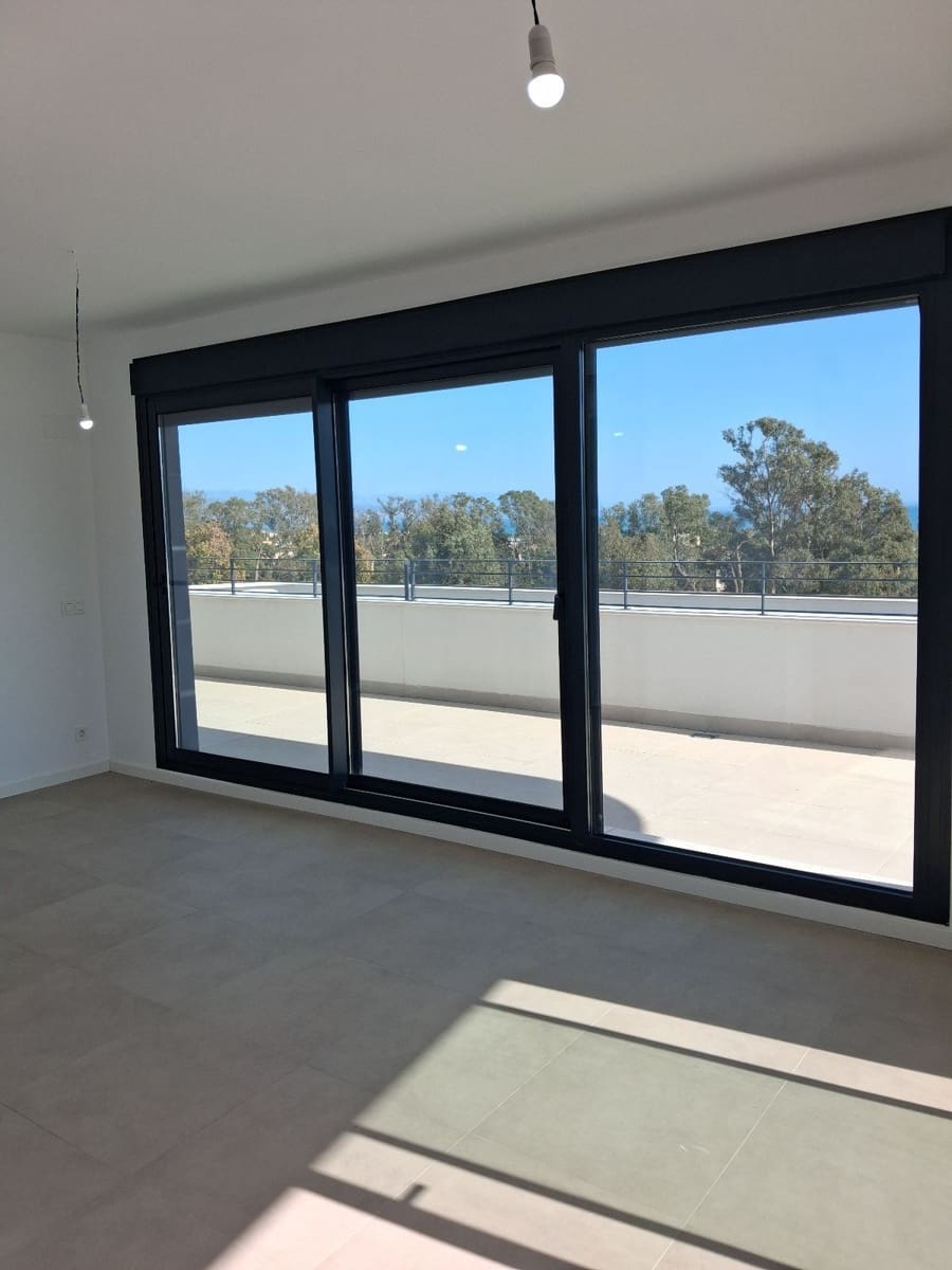 2 sypialnia Penthouse na sprzedaż w Torremolinos z basenem garażem - 820 000 € (Ref: 9385116)