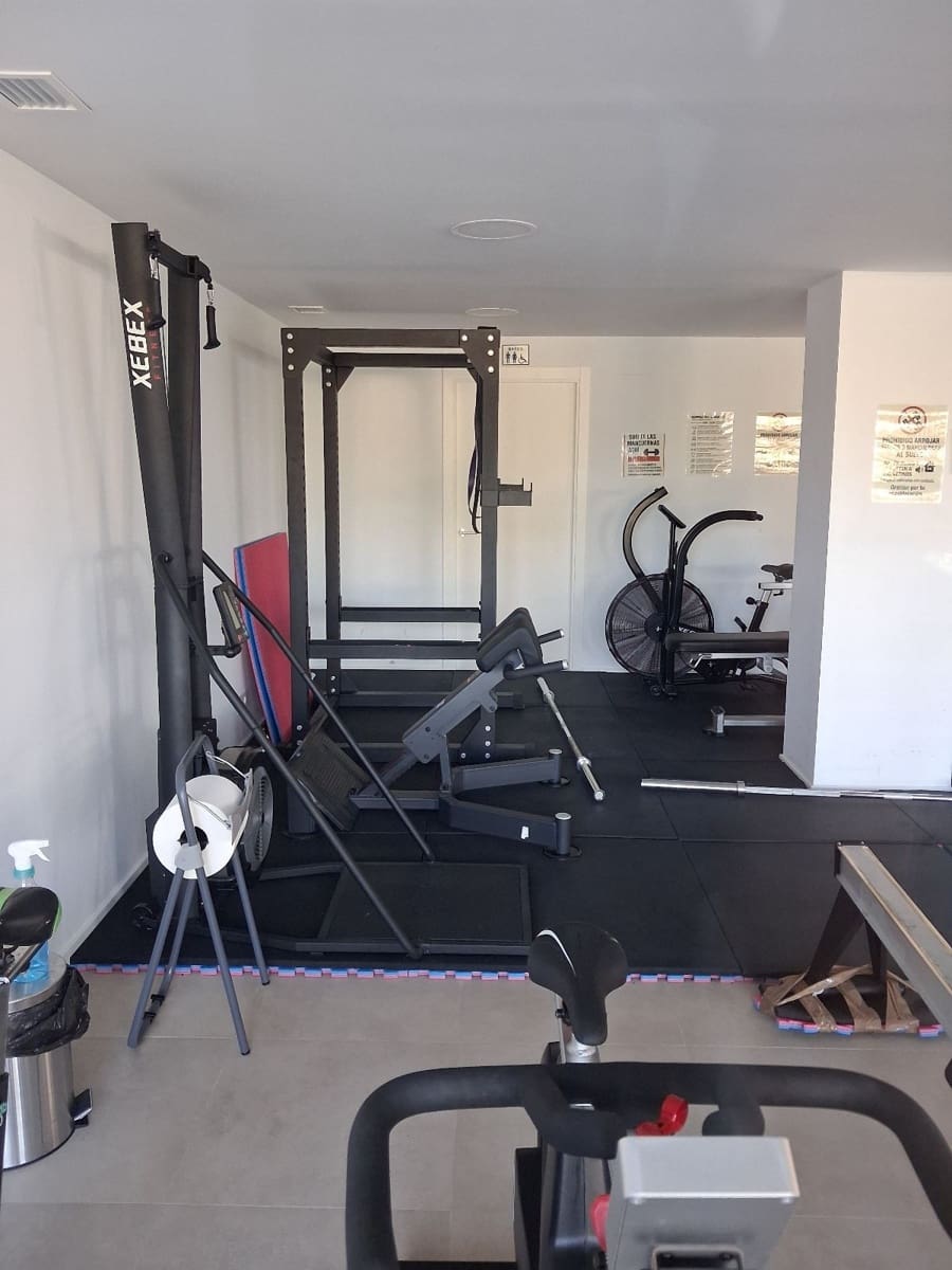 2 sypialnia Penthouse na sprzedaż w Torremolinos z basenem garażem - 820 000 € (Ref: 9385116)