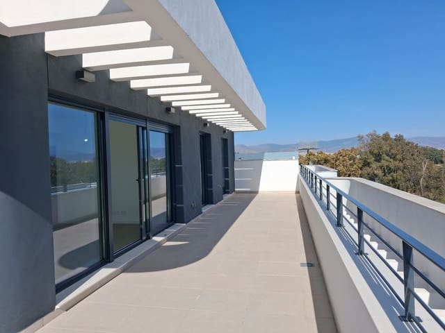 2 soveværelse Penthouse til salg i Torremolinos med swimmingpool garage - € 820.000 (Ref: 9385116)