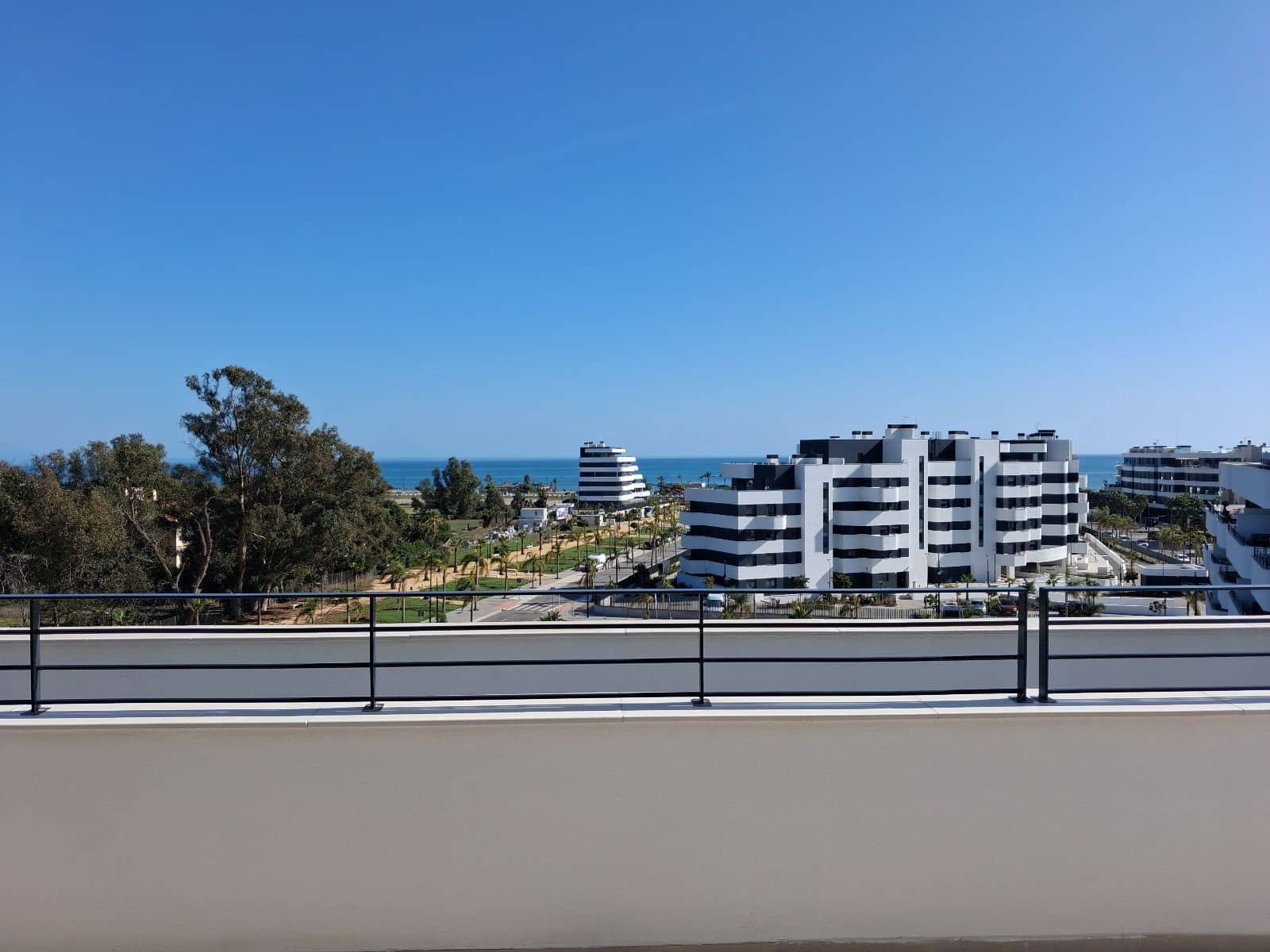 2 sypialnia Penthouse na sprzedaż w Torremolinos z basenem garażem - 820 000 € (Ref: 9385116)