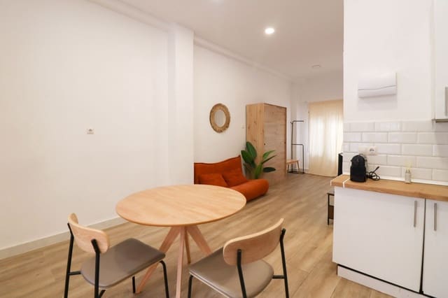 1 bedroom Studio for sale in Madrid city - € 209,000 (Ref: 9387392)