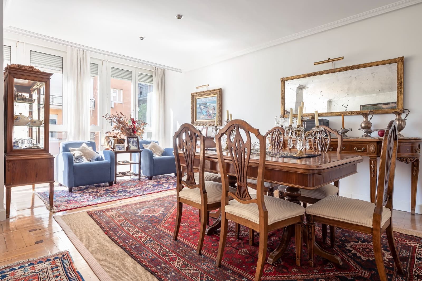 4 soveværelse Lejlighed til salg i Madrid by - € 2.550.000 (Ref: 9390139)