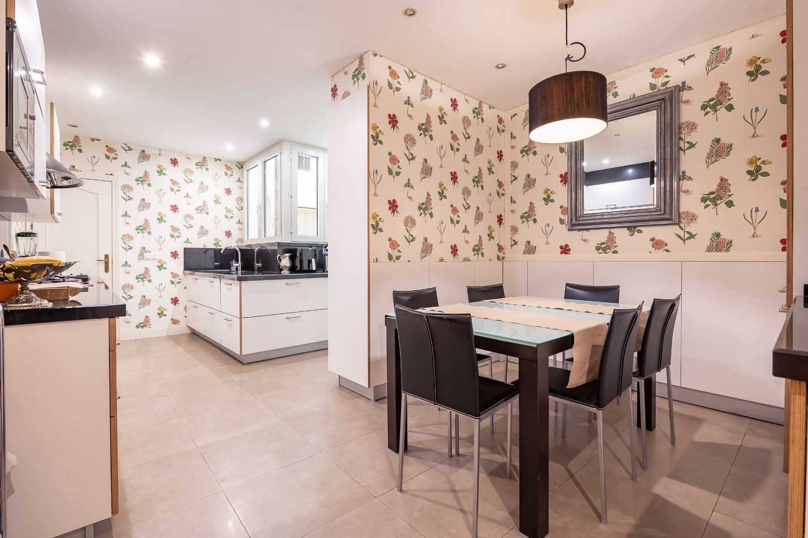 4 soveværelse Lejlighed til salg i Madrid by - € 2.550.000 (Ref: 9390139)