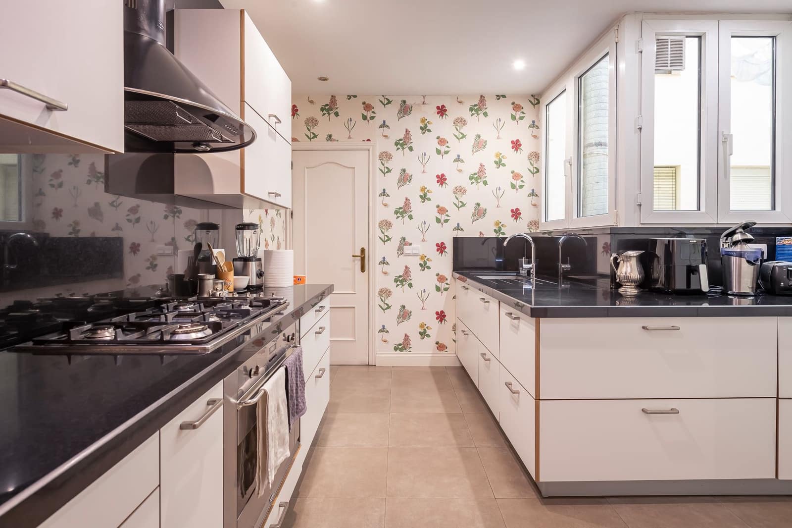 4 soveværelse Lejlighed til salg i Madrid by - € 2.550.000 (Ref: 9390139)