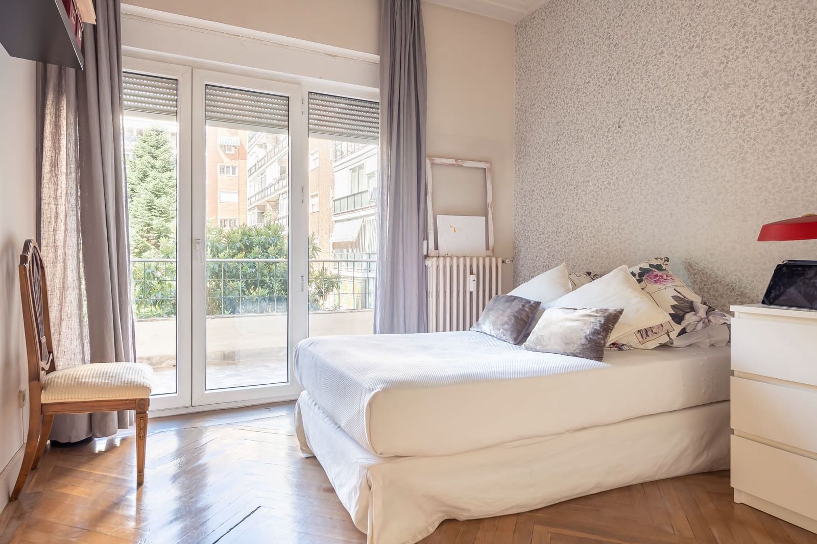 4 soveværelse Lejlighed til salg i Madrid by - € 2.550.000 (Ref: 9390139)