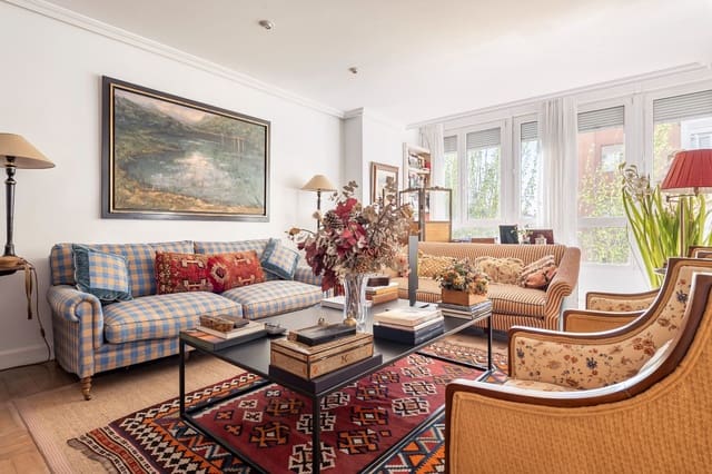 4 soveværelse Lejlighed til salg i Madrid by - € 2.550.000 (Ref: 9390139)