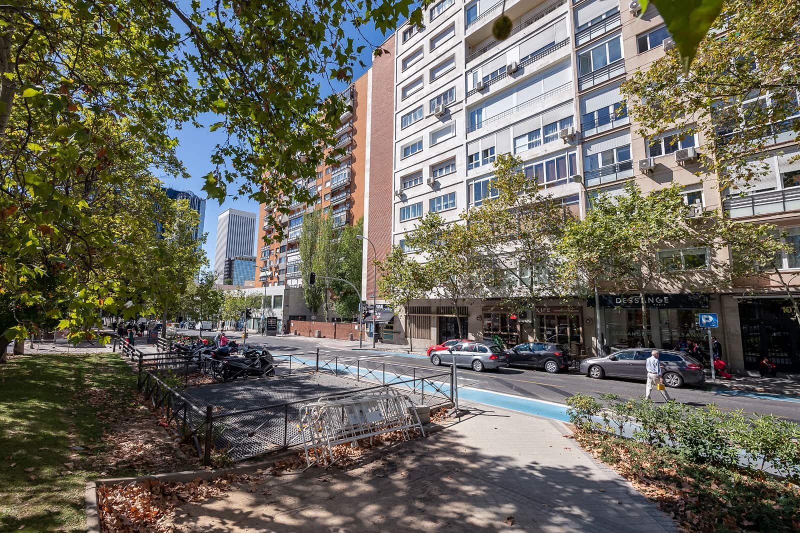 4 soveværelse Lejlighed til salg i Madrid by - € 2.550.000 (Ref: 9390139)