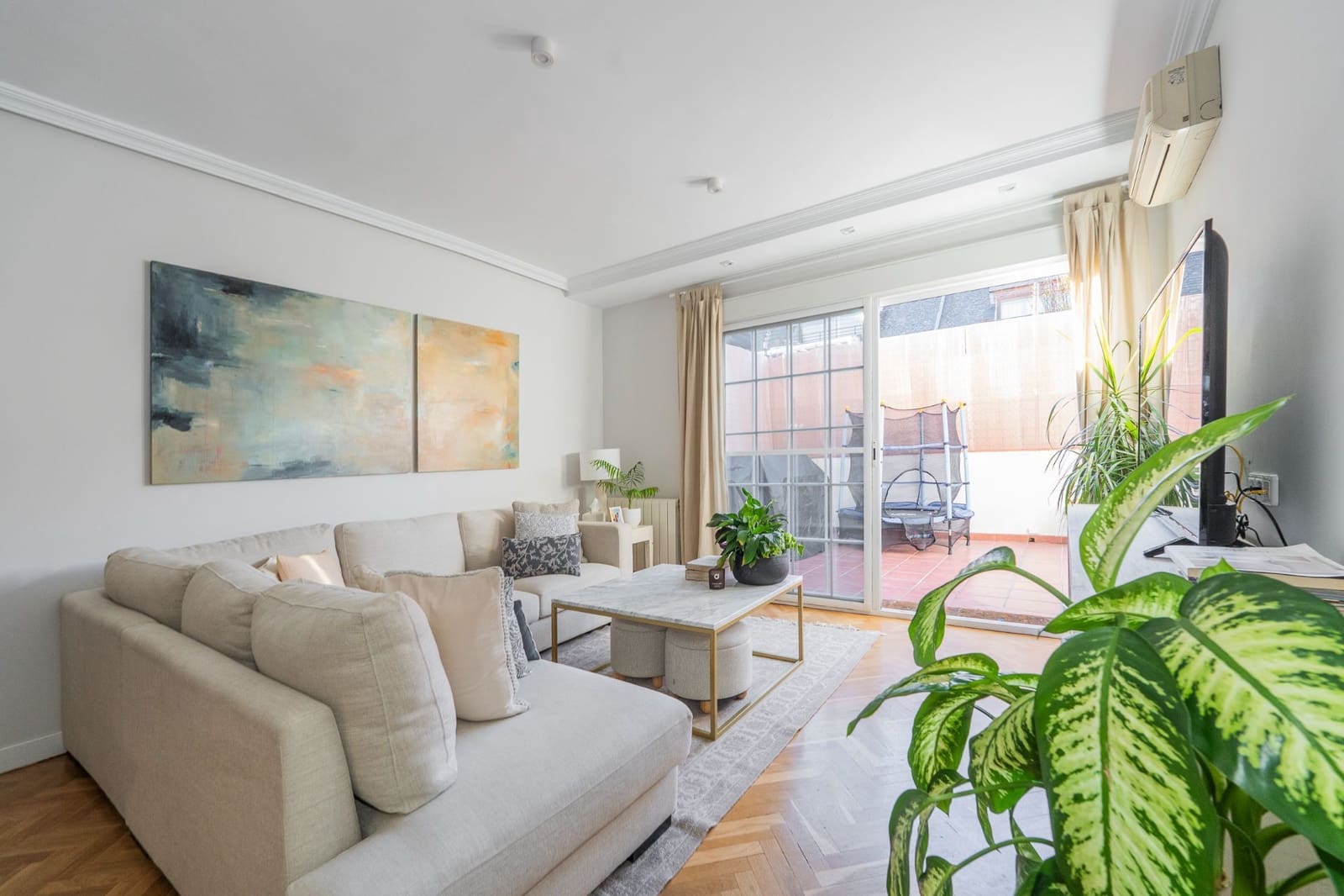 3 slaapkamer Villa te koop in Alcobendas met zwembad garage - € 945.000 (Ref: 9390141)