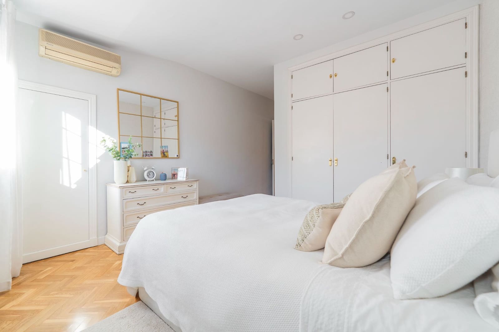 3 slaapkamer Villa te koop in Alcobendas met zwembad garage - € 945.000 (Ref: 9390141)