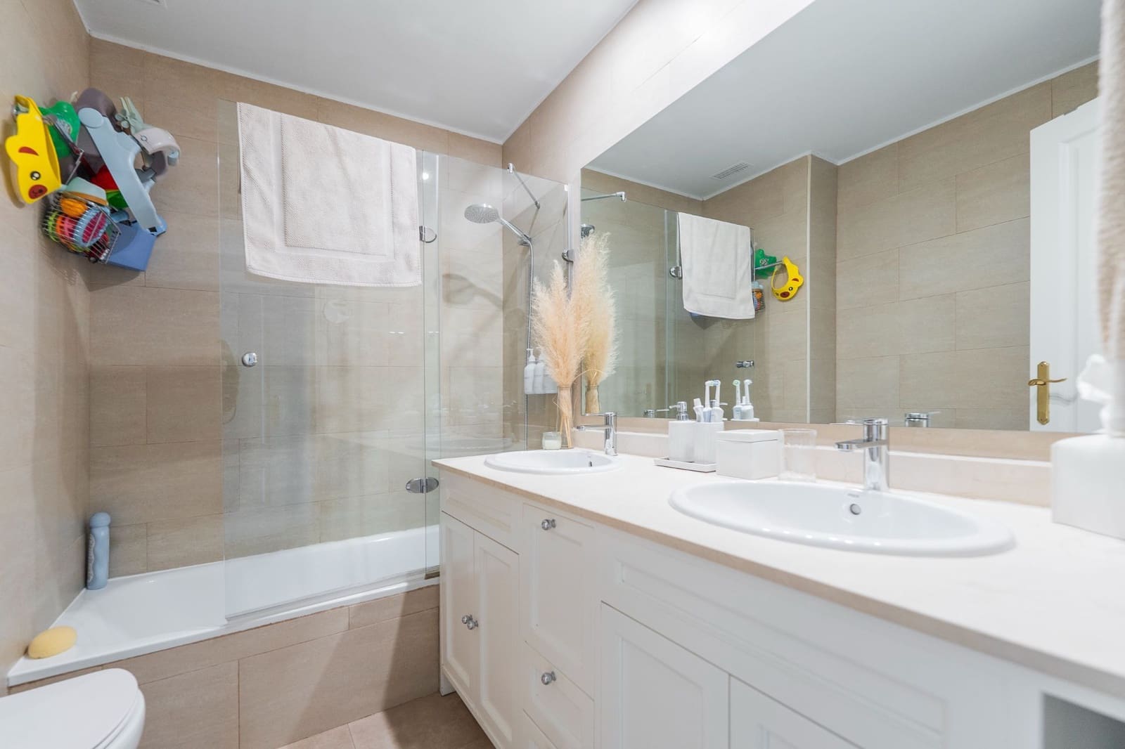 3 slaapkamer Villa te koop in Alcobendas met zwembad garage - € 945.000 (Ref: 9390141)