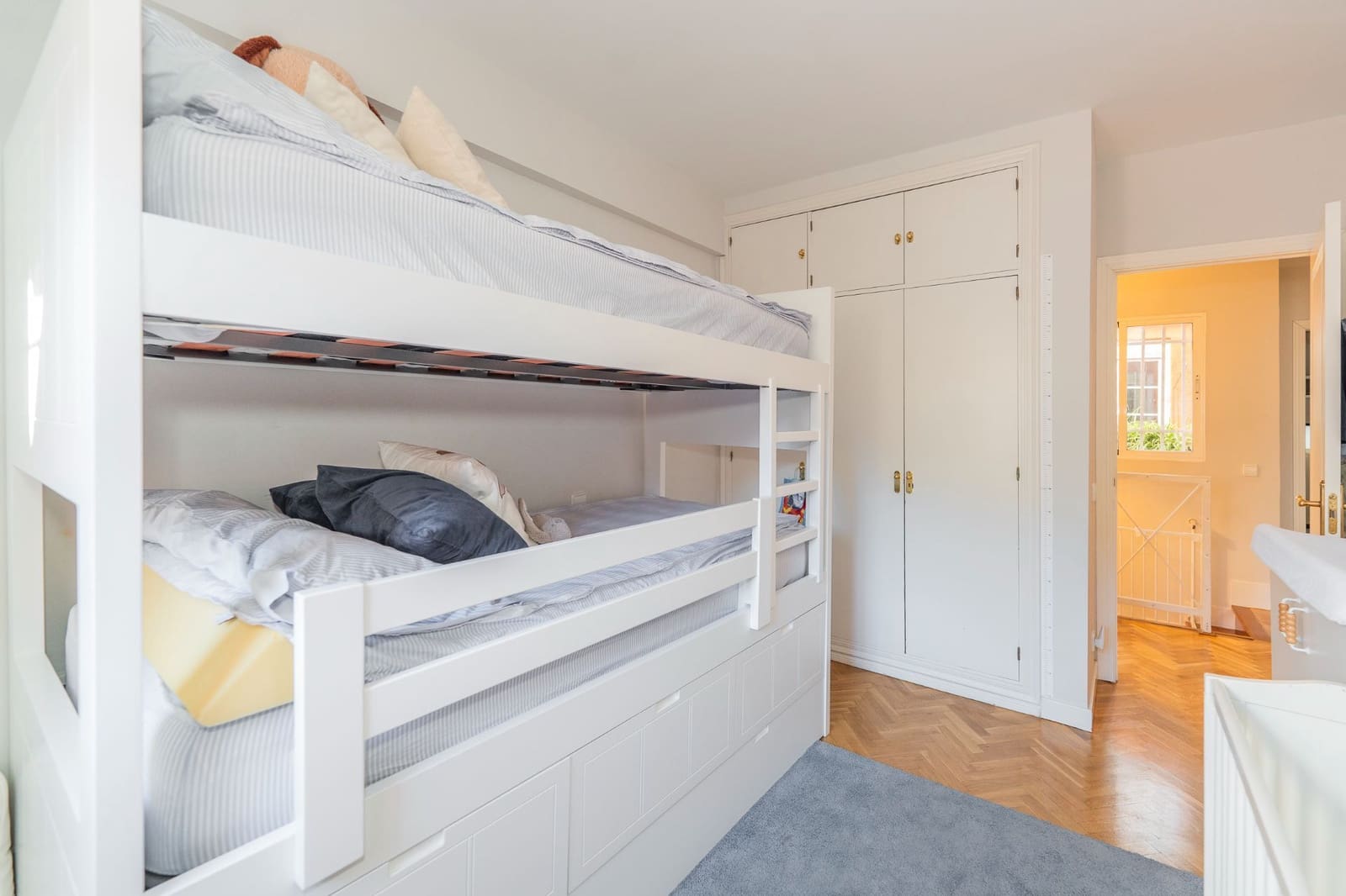 3 slaapkamer Villa te koop in Alcobendas met zwembad garage - € 945.000 (Ref: 9390141)