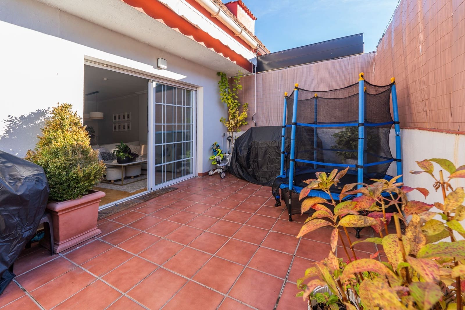 3 slaapkamer Villa te koop in Alcobendas met zwembad garage - € 945.000 (Ref: 9390141)