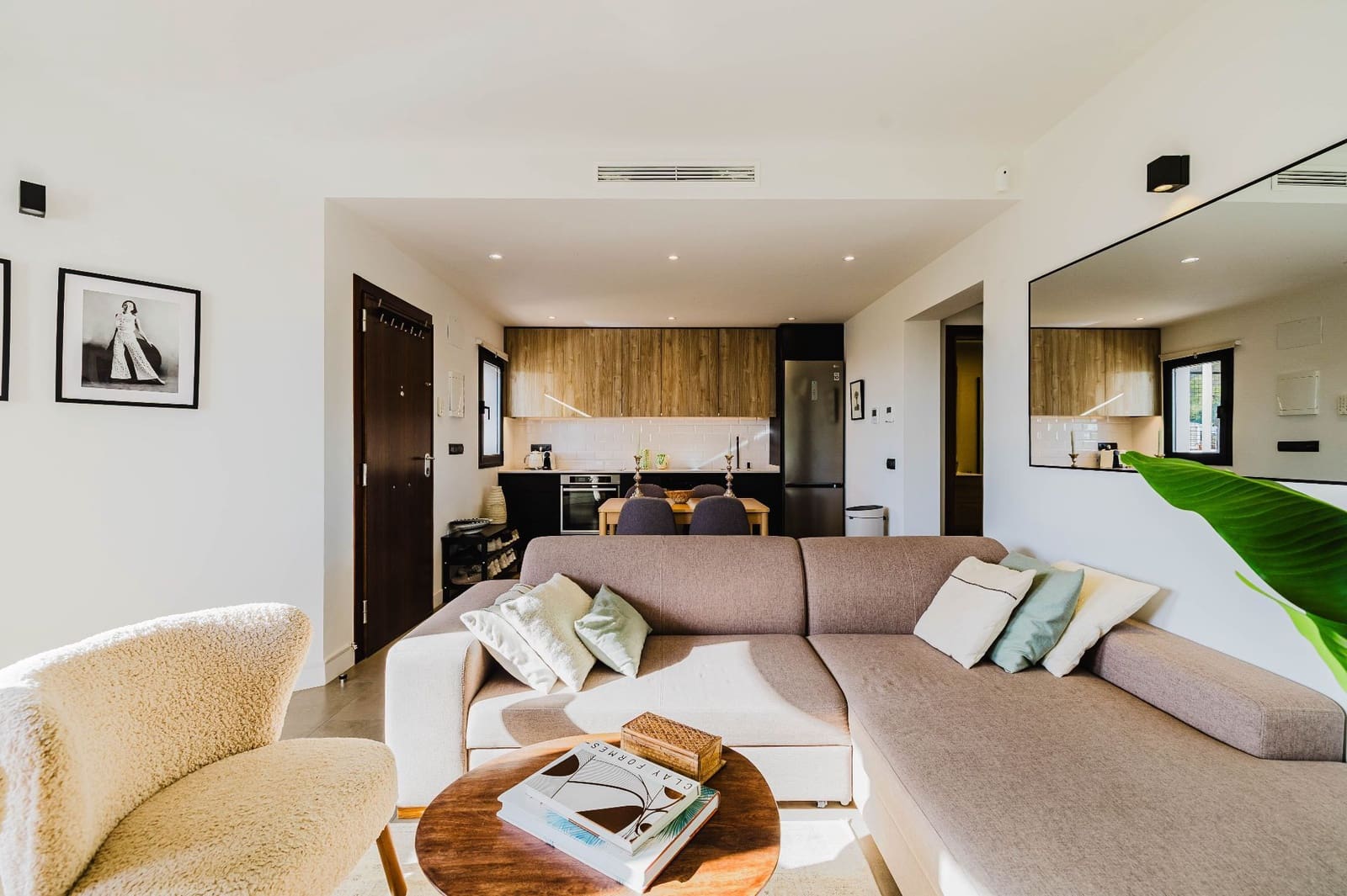 2 soveværelse Semi-Rækkehus til salg i Benalmadena med swimmingpool - € 425.000 (Ref: 9390142)