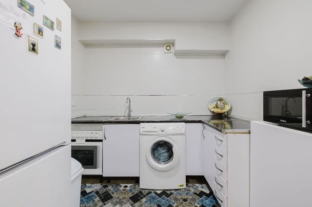 Piso de 2 habitaciones en Torremolinos en venta - 315.000 € (Ref: 9390143)