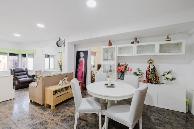 Piso de 2 habitaciones en Torremolinos en venta - 315.000 € (Ref: 9390143)