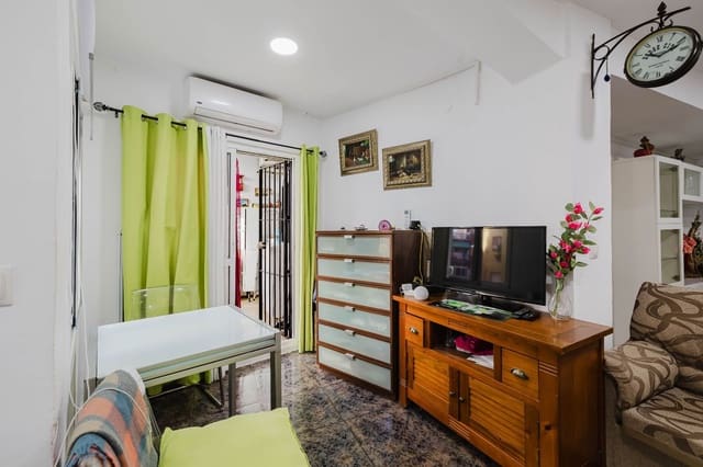 Piso de 2 habitaciones en Torremolinos en venta - 315.000 € (Ref: 9390143)