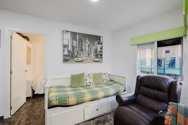 Piso de 2 habitaciones en Torremolinos en venta - 315.000 € (Ref: 9390143)